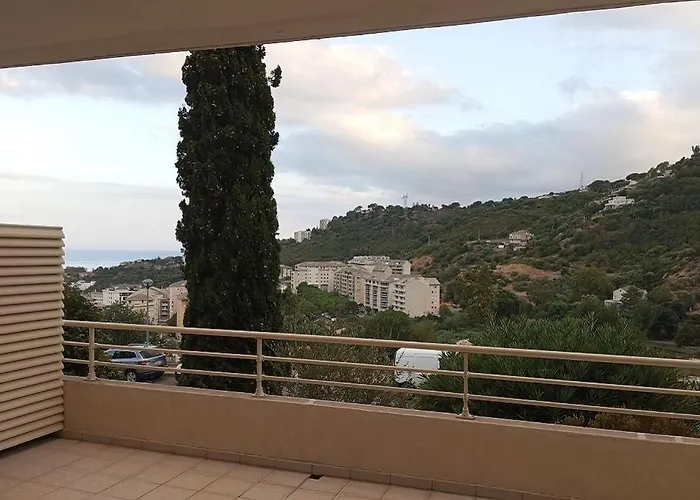 Apartment T2 Bastia Vue Panoramique Montagne *