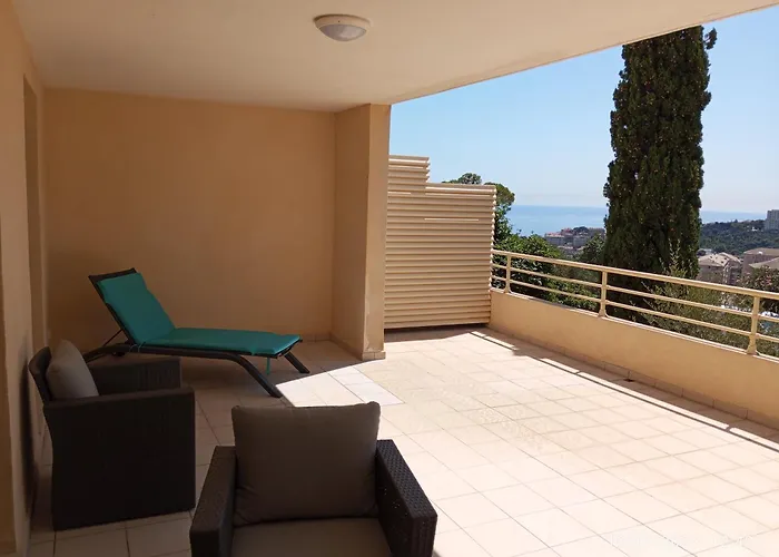 T2 Bastia Vue Panoramique Montagne *